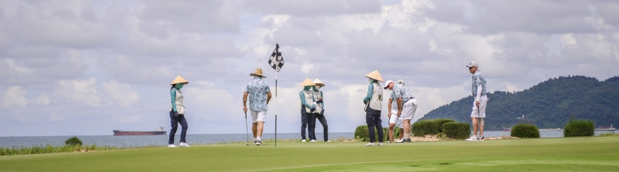4-day Da Nang Hue Hoi An golf package with Mrs Carole's family 